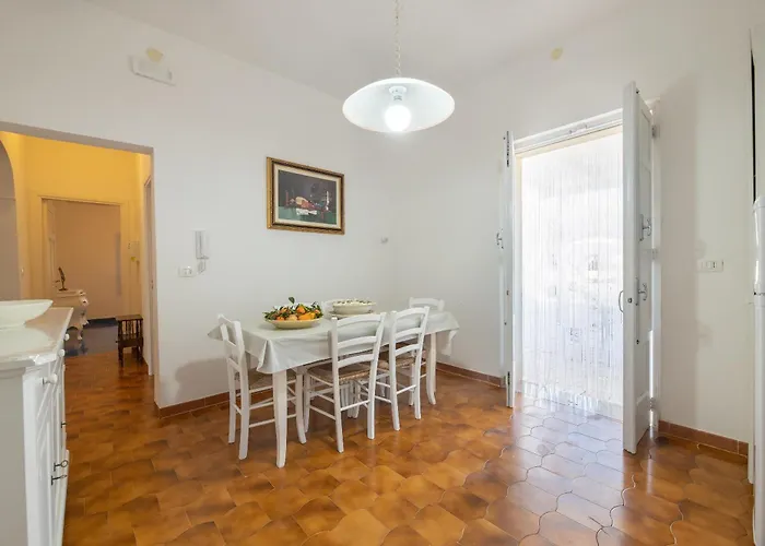 Villa Acqua Chiara *